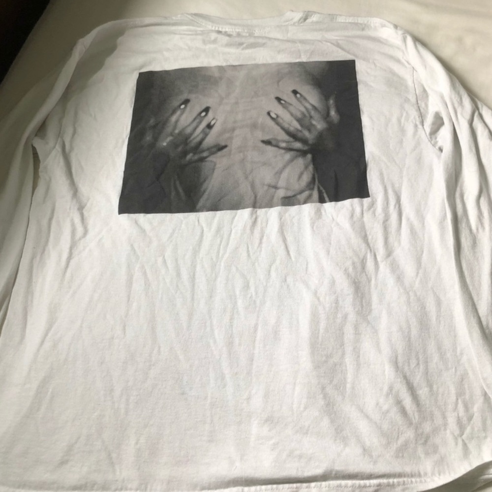 Kylie cosmetics long sleeve tee